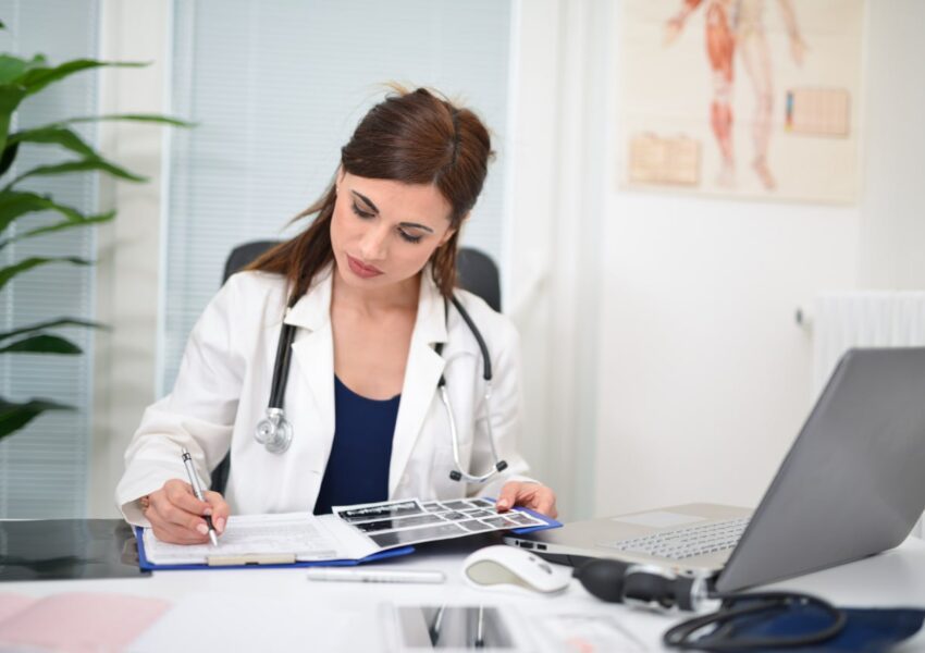 How Clinical Knowledge Helps in Tackling FRCR Part 2A Questions?