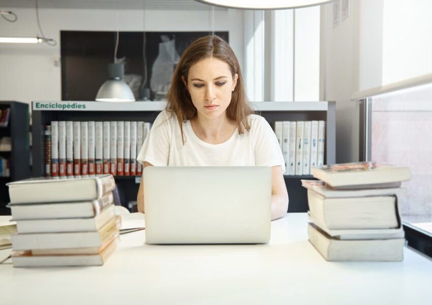 How Examiners Determine the FRCR Part 1 Pass Mark?